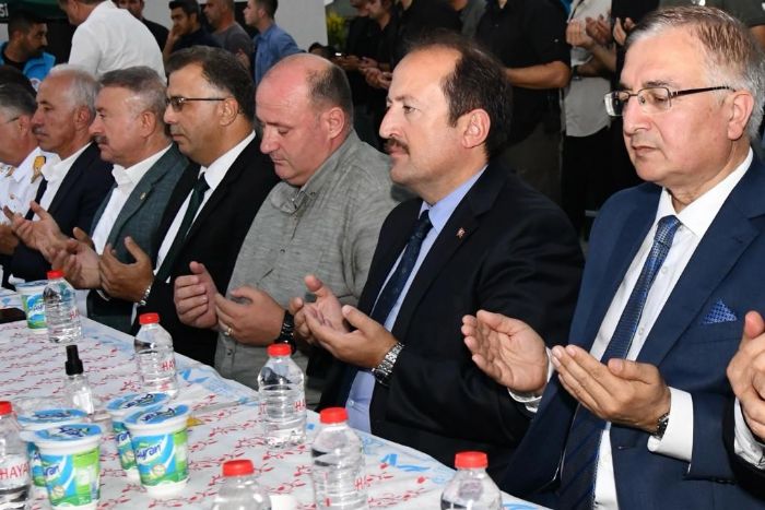 VAL AL HAMZA PEHLVAN, EHT POLS MEMURU SEDAT GEZER N DZENLENEN MEVLDE KATILDI...