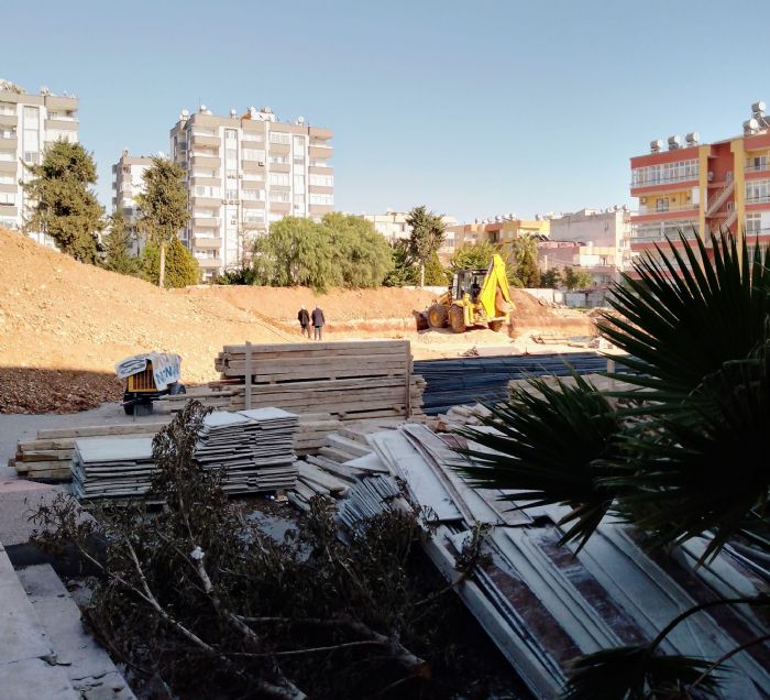 Cumhuriyet lkokulu inaat sryor...