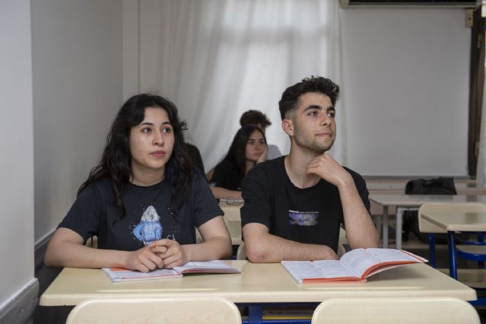 BYKEHRN YURDU VE KURS HZMETLER RENCLERN GNLNE UMUT TOHUMLUYOR...