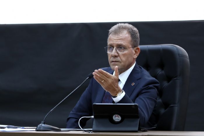 SEER: SZLERMN ARKASINDAYIM, AMA ARPITILMASINA KARIYIM
