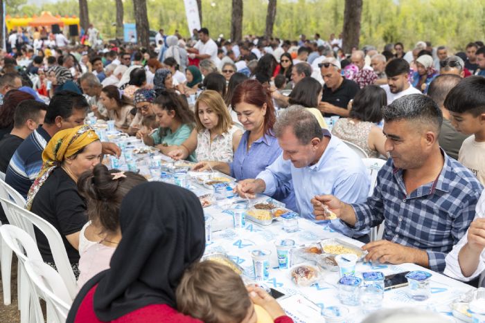 BAKAN SEER VE MERAL SEER, PKNK PROGRAMINDA PERSONEL VE ALELER LE BULUTU...