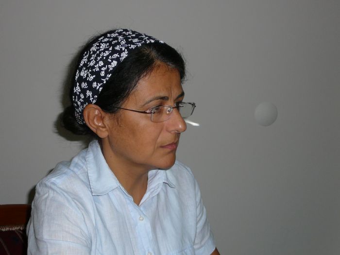 KAMUOYUNA DUYARLILIK ARISI...