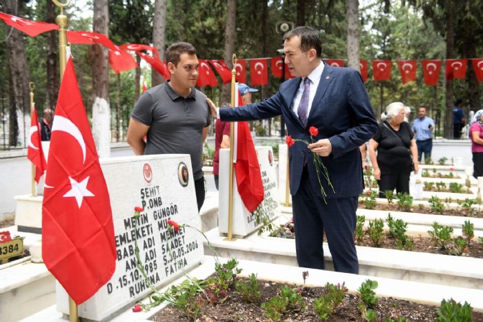 Bakan Abdullah zyiit, Mersin ehitliini ziyaret etti...