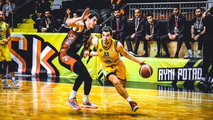 MSK ERKEK BASKETBOL TAKIMI AKRAN GEMLKSPORU 116-98 YEND...