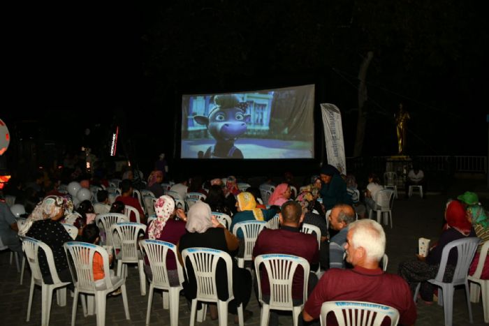 Mersin Yeniehir Belediyesinin ak hava sinema gnleri balad...