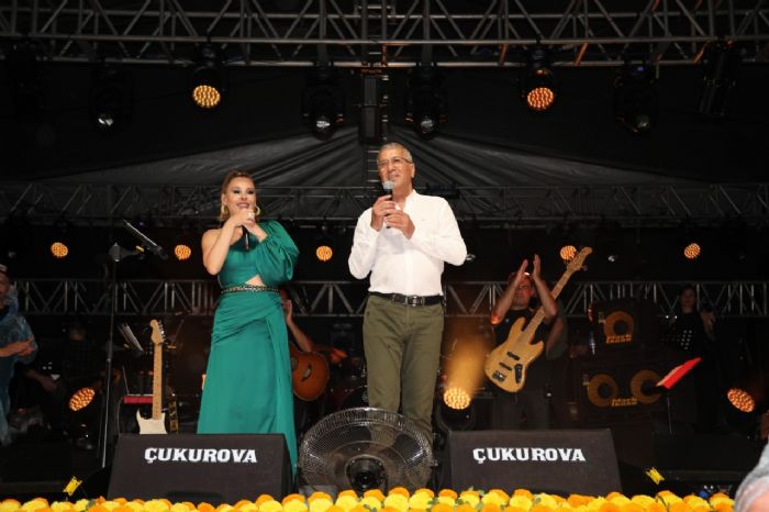 Soli Gne Festivali Funda Arar Konseri le Balad