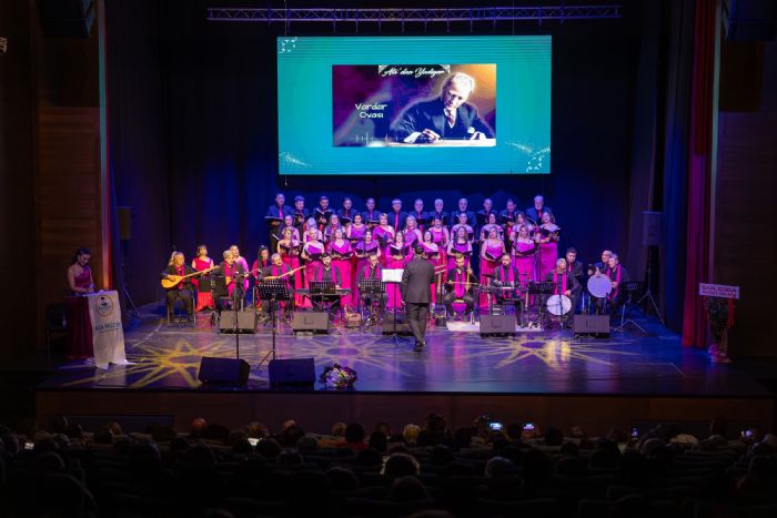 MEZ�TL� BELED�YES� K�LT�R MERKEZ�’NDE AK�AM ETK�NL�KLER�...