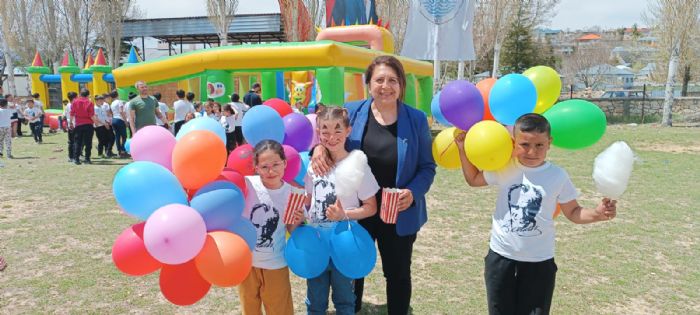 MERSN BYKEHR OCUKLARI MUTLU EDYOR...