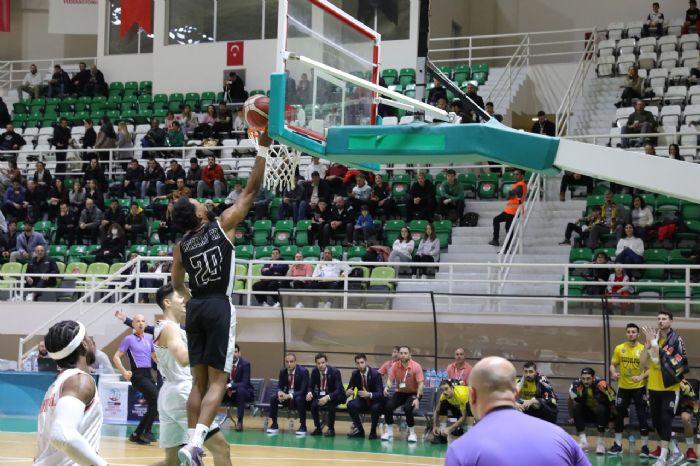 MSK BASKETBOL TAKIMI, BORNOVA BELEDYES KARIYAKAYI 72-82 SKORLA YEND...