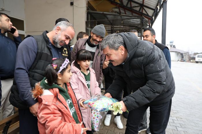 BA�KAN YILDIZ, �TOROSLAR�DA �EFFAF VE HALK�I BELED�YEC�L��� ESAS ALIYORUZ...�