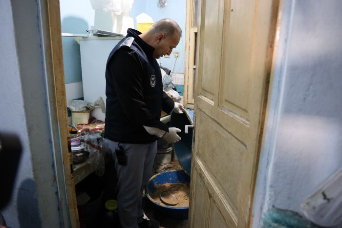 TOROSLAR ZABITASI’NDAN MERD�VEN ALTI �ALGAM �MALATHANES�NE M�H�R...