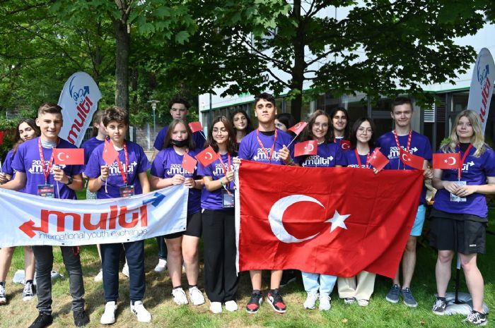 MERSN BYKEHRN KARDE EHRLER RENC DEM PROGRAMI LE ALMANYAYA GDEN RENCLER KENT