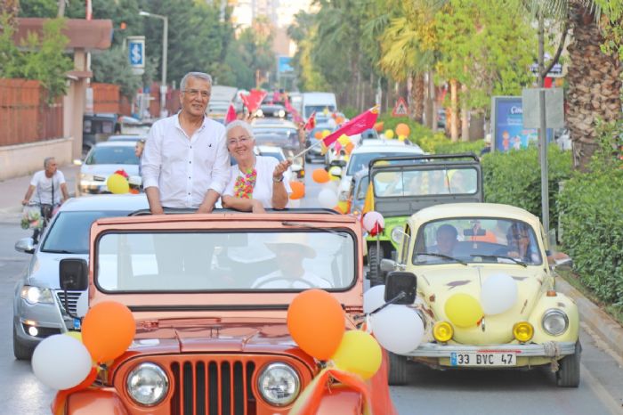 10. Uluslararas Soli Gne Festivali Muhteem Kortejle Balad