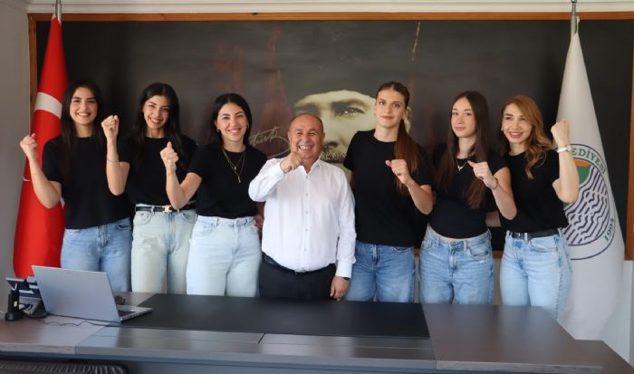 TOROSLAR�IN KADIN VOLEYBOL TAKIMI YEN� SEZONA HAZIR...