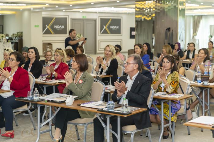 BAKAN SEER, KADER’N SYASET OKULU PROGRAMINA KATILDI...