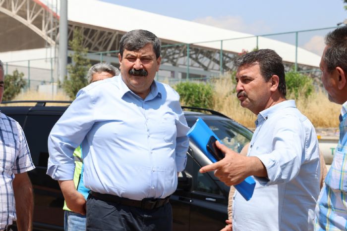 Bakan Yldz, Hep Sahada...